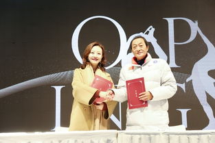 北京首家冰上演艺中心“万域芳菲”开业 培训与演艺接轨国际化，打造首都冰雪文化新地标